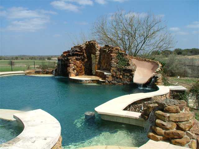 #6 - Pool and Hot Tub